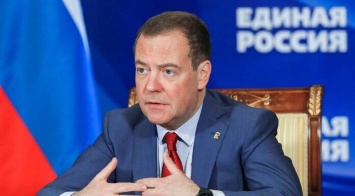 «ΠΡΟΚΑΛΕΣΤΕ ΧΑΟΣ ΣΤΗ ΔΥΣΗ. ΚΑΝΤΕ ΤΗ ΖΩΗ ΤΟΥΣ ΕΦΙΑΛΤΗ. ΔΙΑΣΠΕΙΡΕΤΕ ΨΕΥΔΕΙΣ ΕΙΔΗΣΕΙΣ»