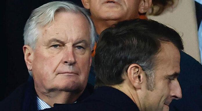 Γαλλία: Πώς κατέρρευσε η κυβέρνηση Μπαρνιέ – Τα σενάρια της επόμενης μέρας