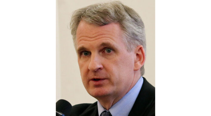 Ο Τρελός Συλλέκτης Γραμματοσήμων… Του Τίμοθυ Σνάιντερ