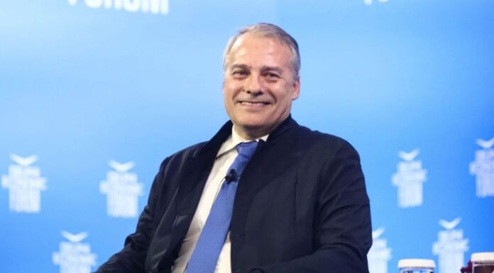 Μιχάλης Μπλέτσας στα Παραπολιτικά 90,1: Θα στοιχημάτιζα κατά 99% ότι τα bots για τα Τέμπη προήλθαν από τη Ρωσία