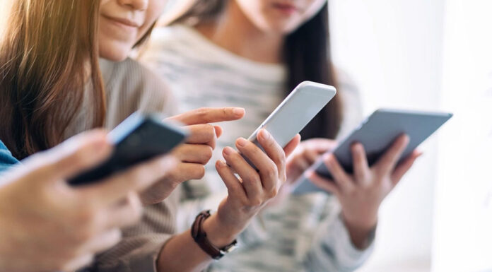 Offline παραμένουν 3,1 δισ. άνθρωποι παγκοσμίως… Της Νατάσας Φραγκούλη