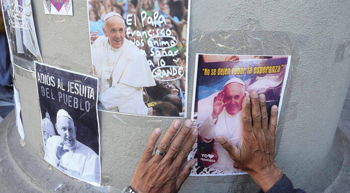 Ο Πάπας ως σάρκινος άνθρωπος… Του Ευάγγελου Βενιζέλου