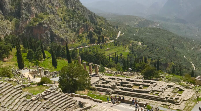 Ο Πολιτισμός ως Αντίστιξη στην πασαρέλα της Οικονομίας… Του Γιάννη Ρούντου