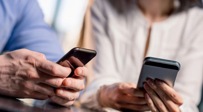 Σε τροχιά ανάκαμψης η παγκόσμια αγορά smartphones με αιχμή την Τεχνητή Νοημοσύνη… Της Νατάσας Φραγκούλη