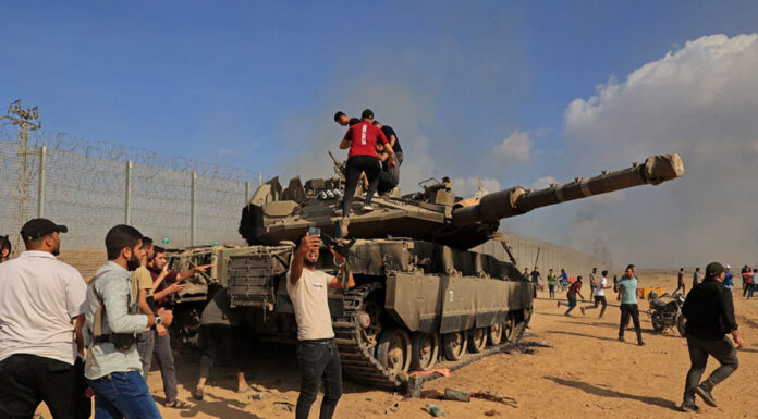 Αποκαλύφθηκαν οι χειρόγραφες οδηγίες τρόμου της 7ης Οκτωβρίου του νεκρού τρομοκράτη της Hamas, Yahya Sinwar