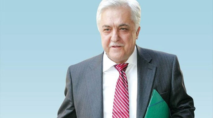 ΓΙΑΤΙ ΤΟ ΠΟΛΙΤΙΚΟ ΣΥΣΤΗΜΑ ΠΑΡΑΓΕΙ ΚΡΙΣΕΙΣ ΠΟΥ ΤΟ ΑΥΤΟΣΥΝΤΗΡΟΥΝ… Του Αλέκου Παπαδόπουλου