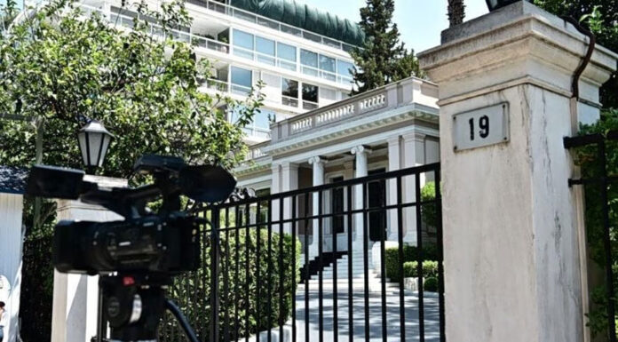 Τα σκάνδαλα «ΟΠΕΚΕΠΕ» και «Τέμπη» σε αριθμούς… Του Γιάννη Μαρίνου