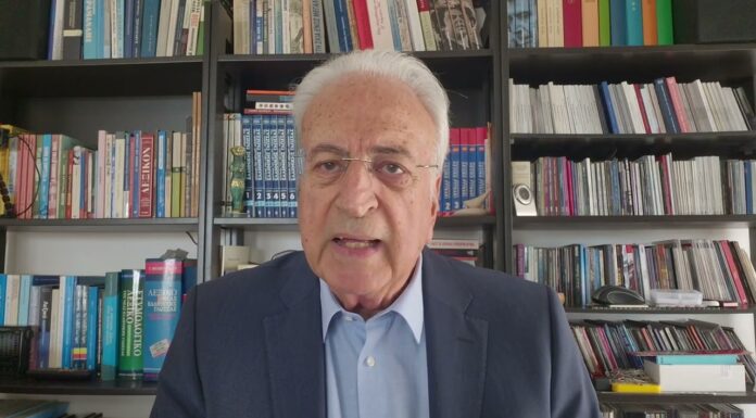 Διαχωρισμός εκτελεστικής απο τη νομοθετική εξουσία