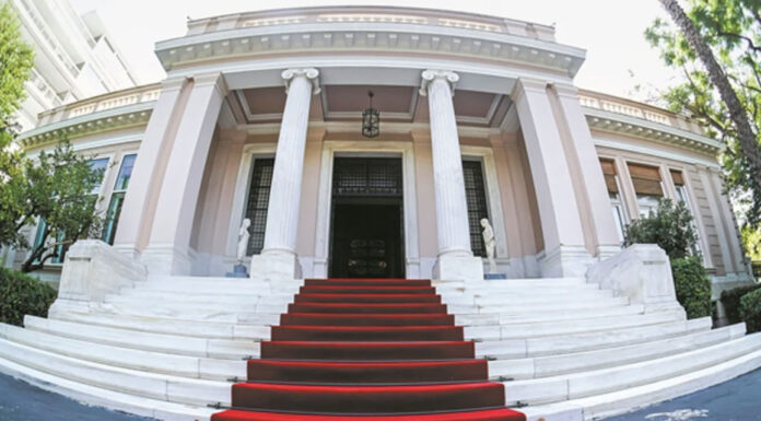 Θέμα ωρών ο ανασχηματισμός λόγω ΟΠΕΚΕΠΕ -Ποιοι βλέπουν την έξοδο από την κυβέρνηση