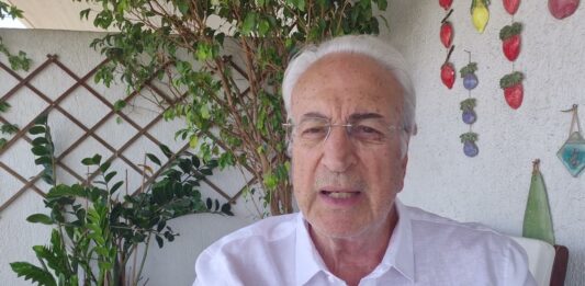 Διώξεις και καταδίκες πλήττουν την κυβέρνηση