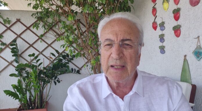 Διώξεις και καταδίκες πλήττουν την κυβέρνηση