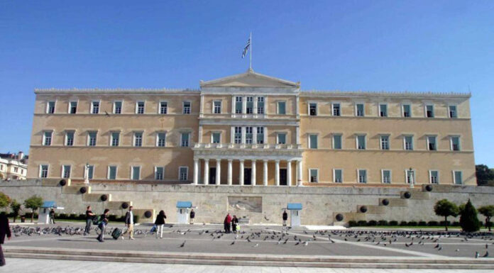 Ποιοι «έσκαψαν» τον… λάκκο της χώρας με το ανεξέλεγκτο δημόσιο χρέος – Τι δείχνει η πορεία των τελευταίων 60 ετών… Του Λουκά Γεωργιάδη