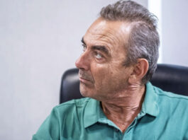 Απολύθηκε και ο Γιάννης Κιμπουρόπουλος από την «Εφ.Συν.» αφού κατήγγειλε λογοκρισία εις βάρος του
