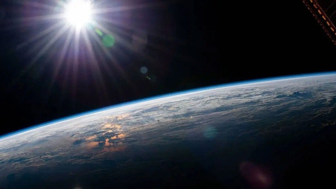 nasa-earth-sunrise_NK