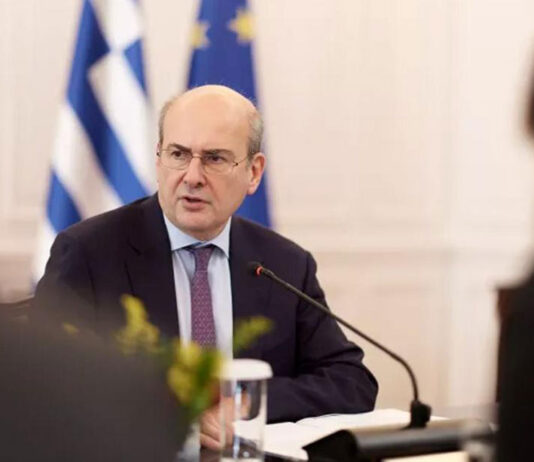 Χατζηδάκης: Προτιμούμε την αυτοδυναμία, αλλά δεν έχουμε κλείσει την πόρτα σε συμμαχίες