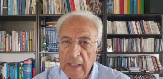 Η Τουρκία απειλεί…
