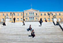 Το μεγάλο «ροντέο» στην Κεντροαριστερά: Η μάχη Τσίπρα–ΠΑΣΟΚ, οι μετακινήσεις ψηφοφόρων