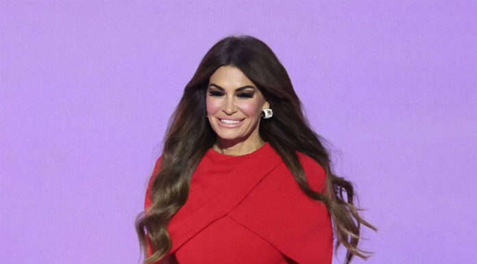 WSJ: Η Κίμπερλι Γκιλφόιλ φεύγει από την Ελλάδα – Παραιτήθηκε στη σκιά καταγγελιών για μη σύννομη συμπεριφορά