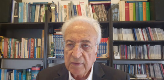 Τα ασήμαντα απασχολούν την αντιπολίτευση